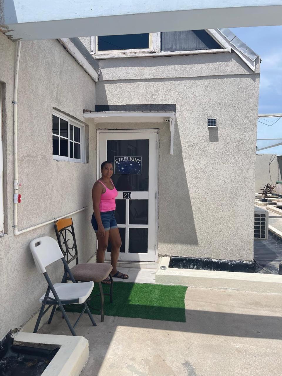 Oceanfront Condo W/ Free Parking + High Speed Wifi Negril Exterior foto